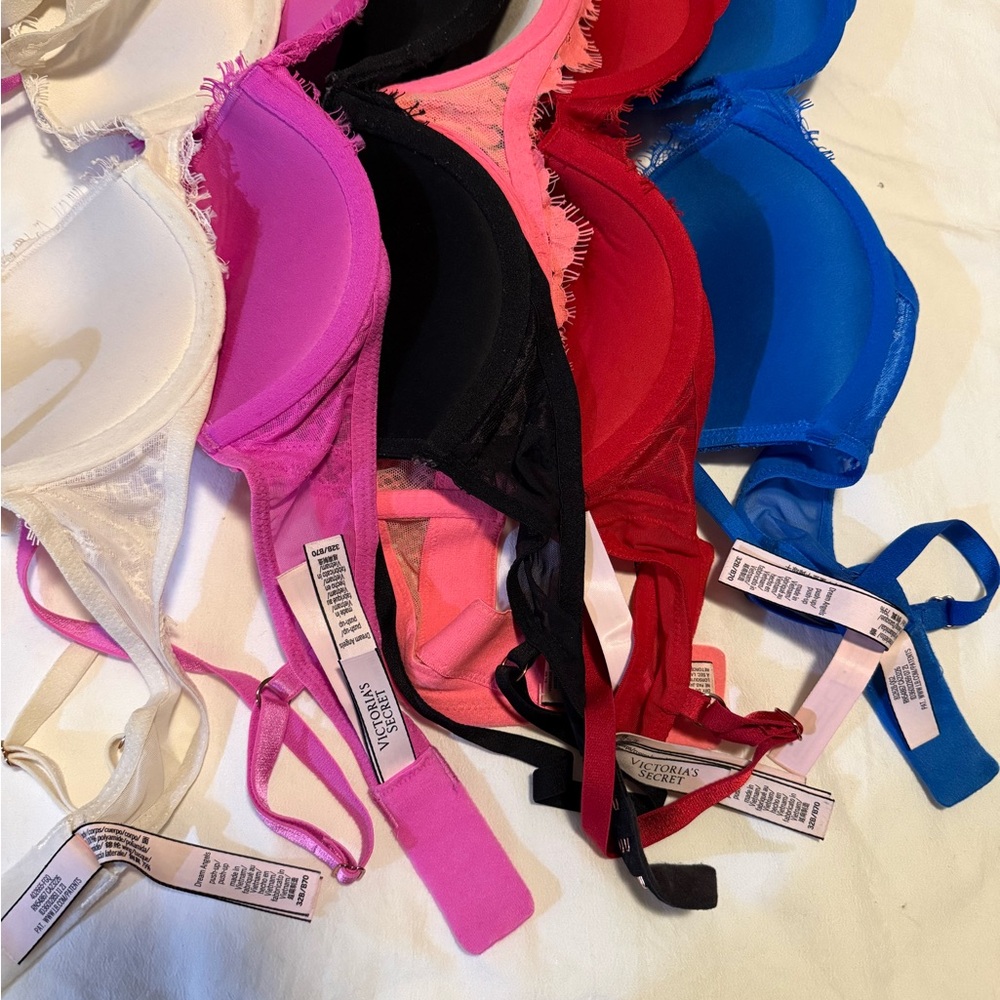 Victoria's Secret Lace Push-Up Bra Set in Fuchsia, White, Pink, Black, Red, Blue - Picture 3 of 6